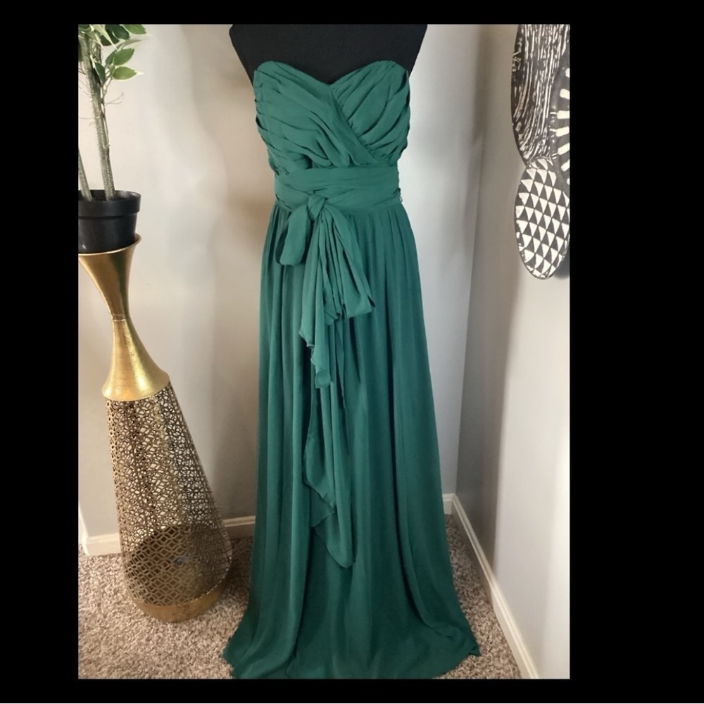 Elegant Green Strapless Evening Gown Plus Size 2X - Picture 5 of 10